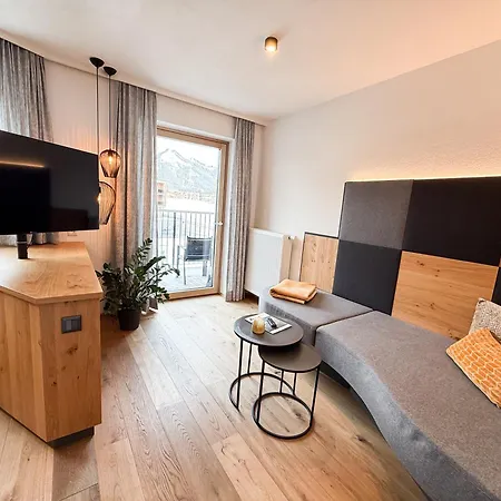 Cabin8 Alpine Flair *